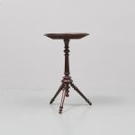 1129 9389 PEDESTAL TABLE